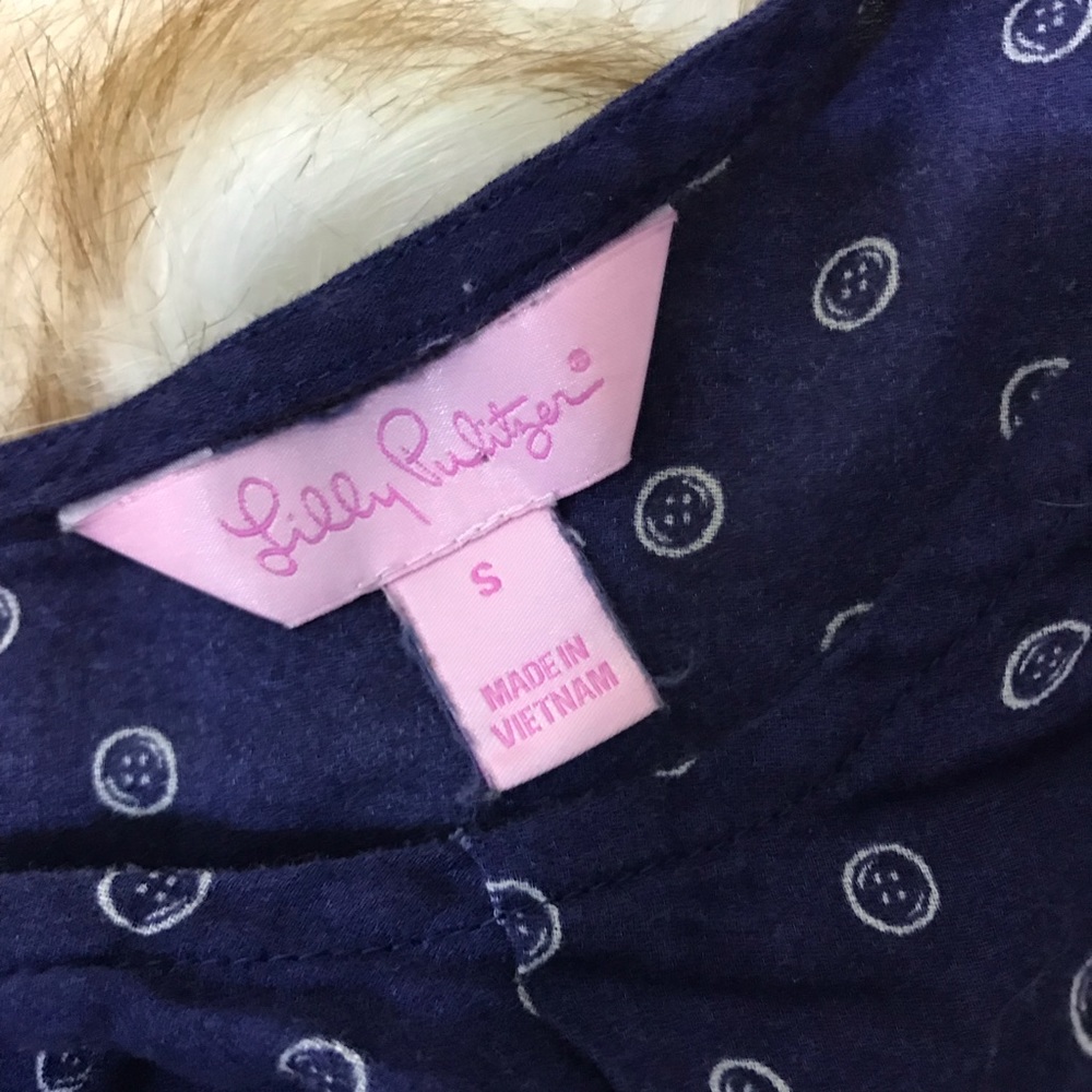 Lilly Pulitzer Izzie blouse - Picture 4 of 9